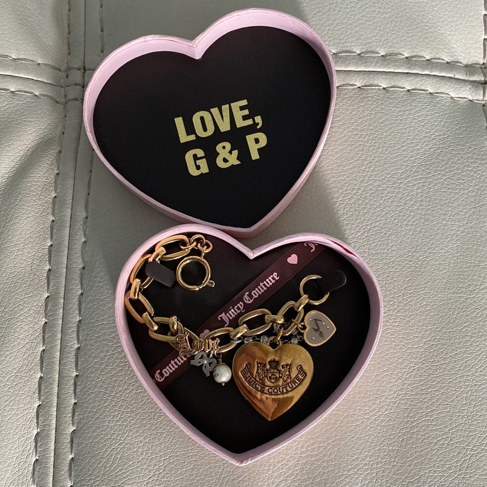 Vintage 2000s gold Juicy Couture bracelet